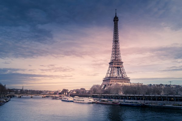 Paris Eiffel tower weekend deal